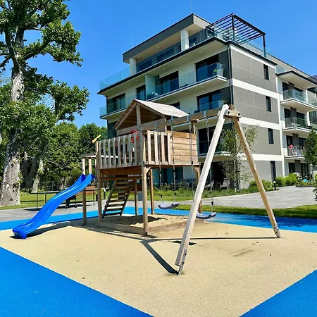 Loulou - アパート